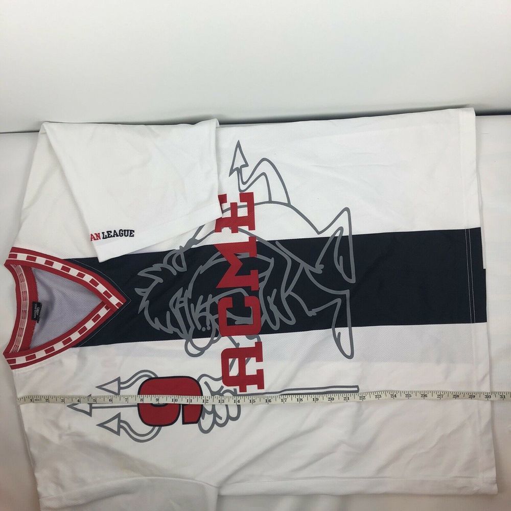 VTG 90’s Warner Bro’s Acme Tasmanian League Soccer - Picture 4 of 8